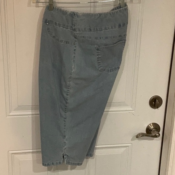 Ruby Rd. Light Blue Denim Capris - Picture 13 of 15